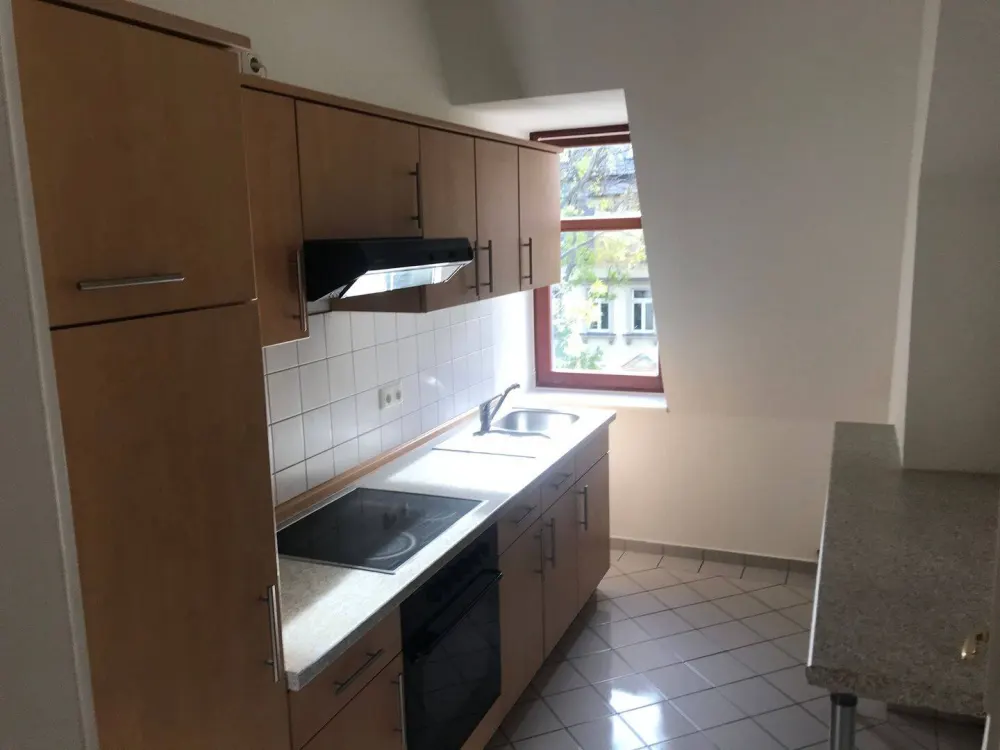 2,5 Zimmer, sanierter Altbau, Nähe Blaues Wunder