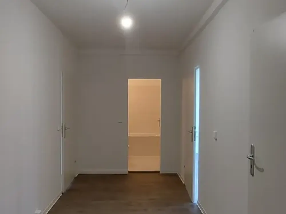 Step Right In - 3 Rooms to Feel Good!