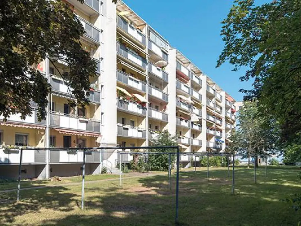 Perfekt für Sie: sofort bezugsfertige 4-Zimmerwohnung mit Balkon und Aufzug!