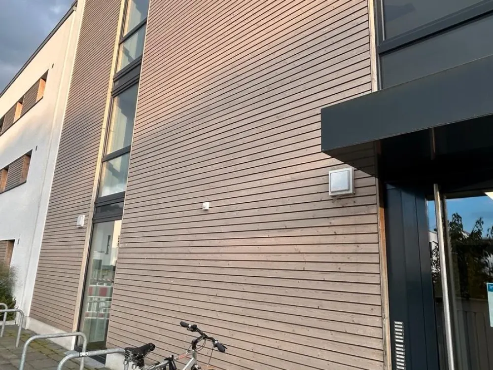 Befristet: moderne barrierefreie möblierte 4 Zimmerwohnung