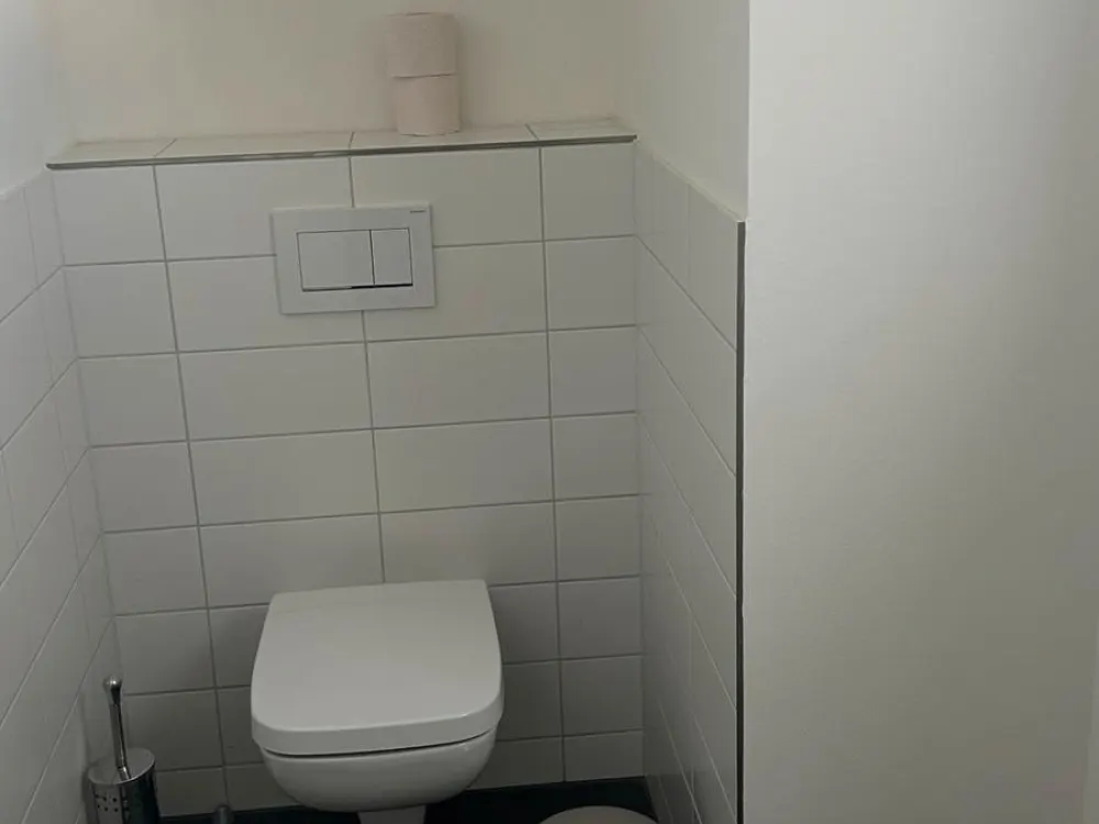 Befristet: moderne barrierefreie möblierte 4 Zimmerwohnung