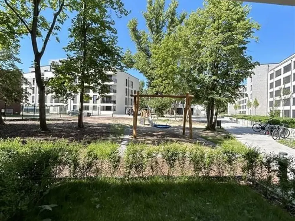Verfügbar ab sofort! Vollmöbliertes Studio-Apartment mit Terrasse und eigenem Garten!
