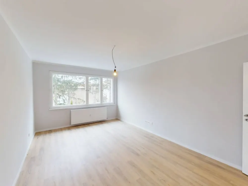 Frisch renovierte 4-Zimmer-Wohnung mit BALKON, moderner EBK und Tageslichtbad