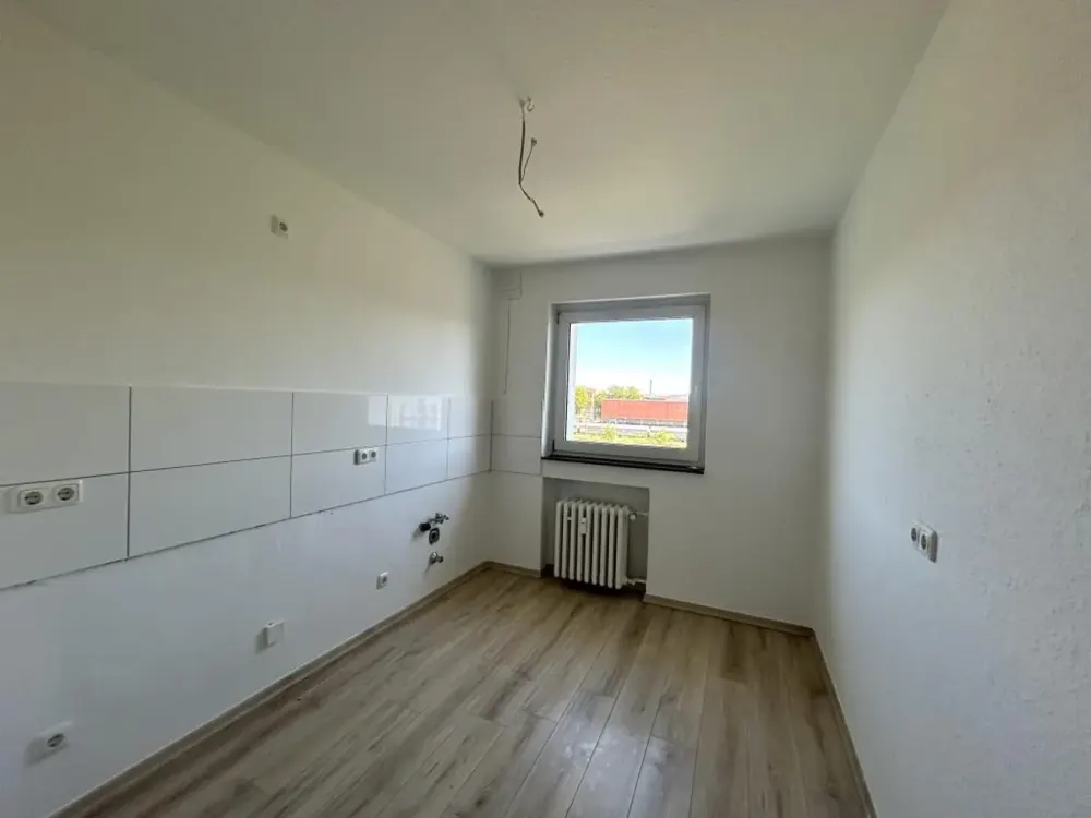 Lichtdurchflutete 3-Zimmer-Wohnung mit Balkon in Leverkusen Opladen