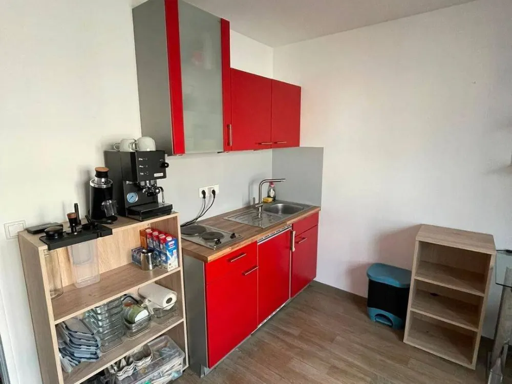 Möbliertes Studentenapartment mit Einbauküche