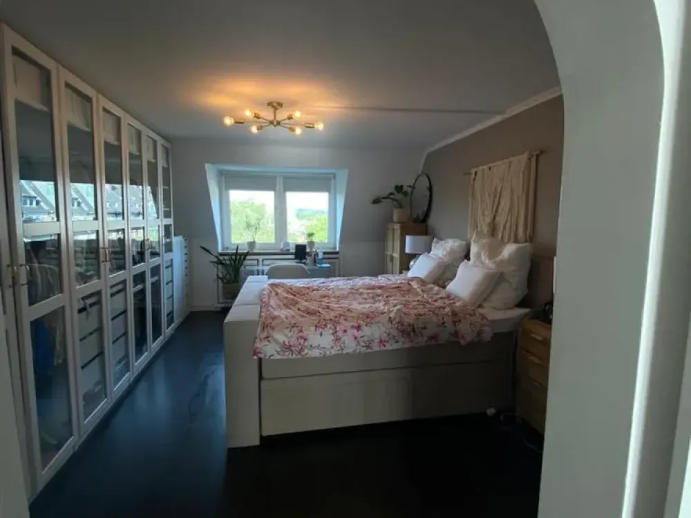 Über den Dächern Düsseldorfs, Exklusive 2-Zimmer-Wohnung mit traumhafter Dachterrasse im Zooviertel