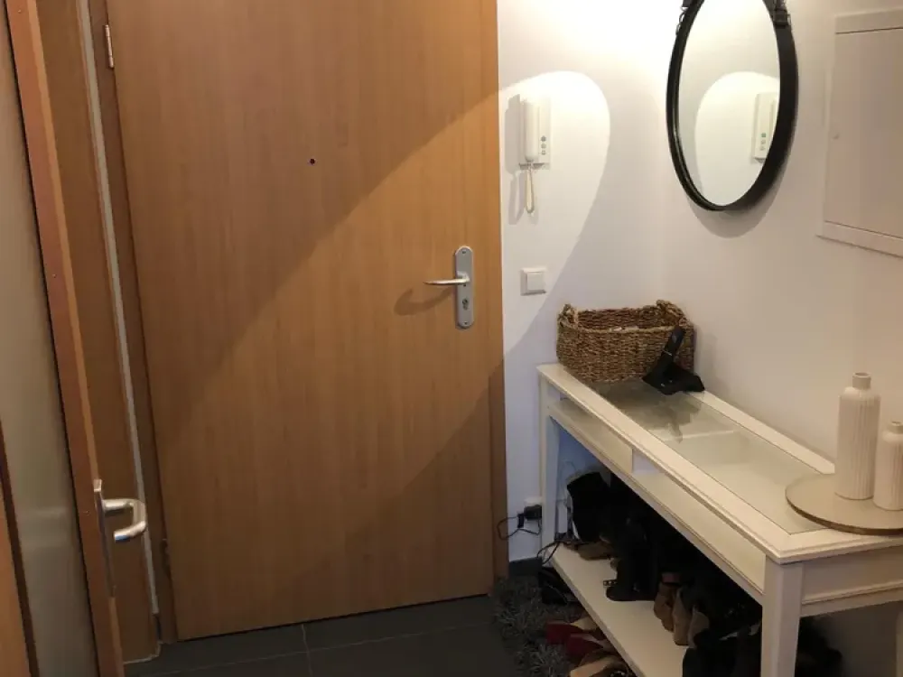 Gepflegte 2 Zimmer-Wohnung mit Terrasse, Einbauküche und Tiefgaragenstellplatz in Filderstadt