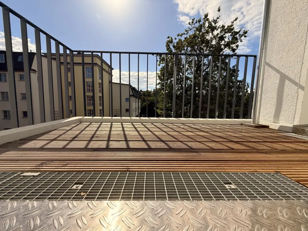 Erstbezug/Neubau: Helle 2-Zimmer-Neubauwohnung mit Südwest-Balkon und Eichenparkett