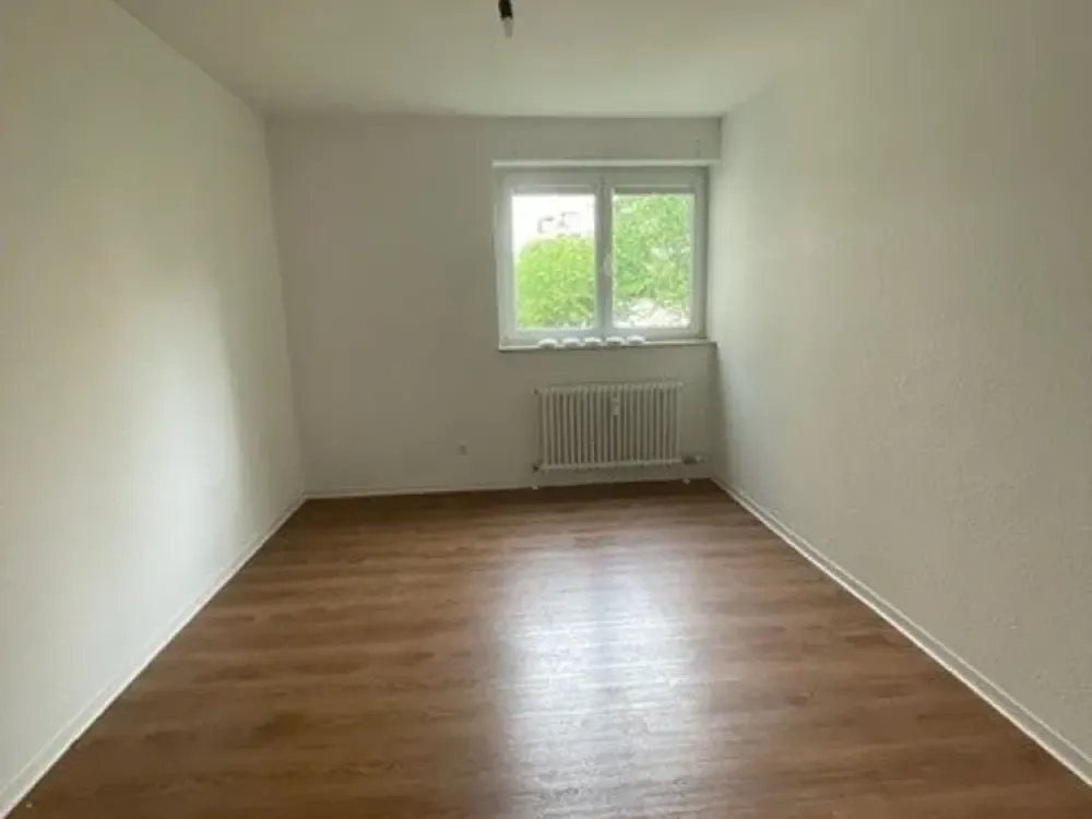 Schöne 4-Zimmer Wohnung am Zollberg mit Balkon