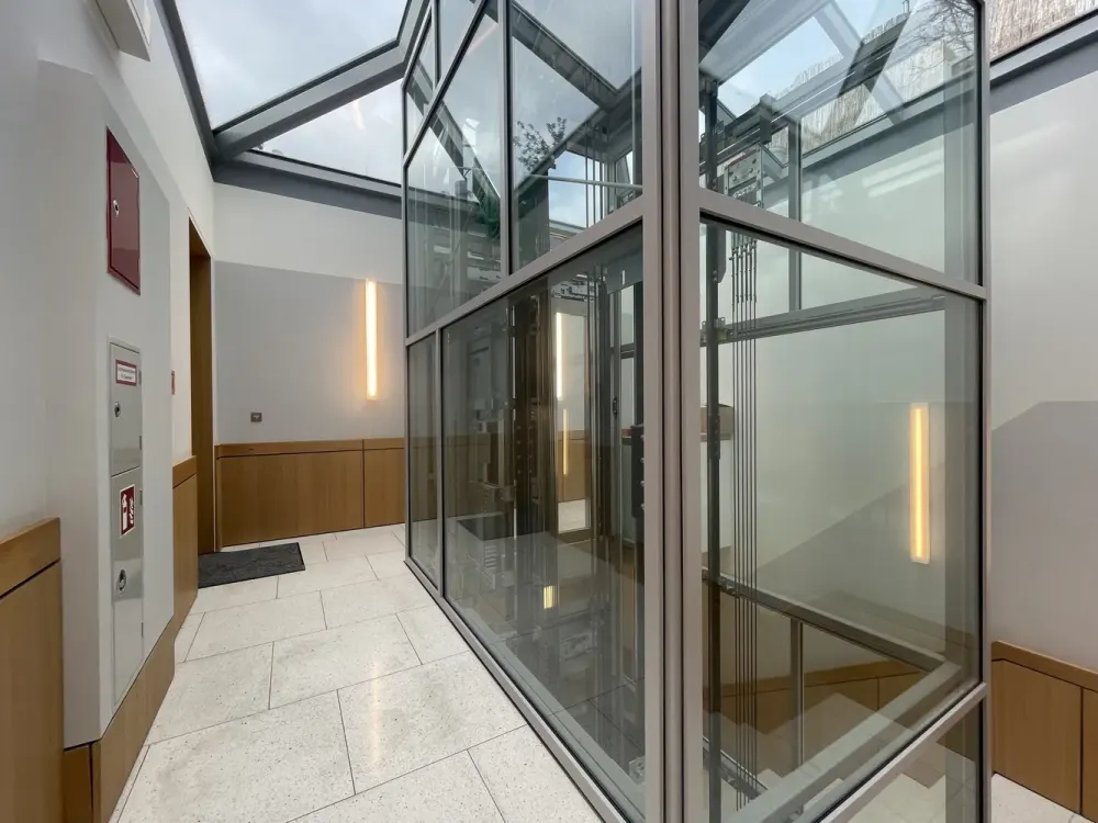 ***Schönes Penthouse Apartment nahe Breitscheidplatz***