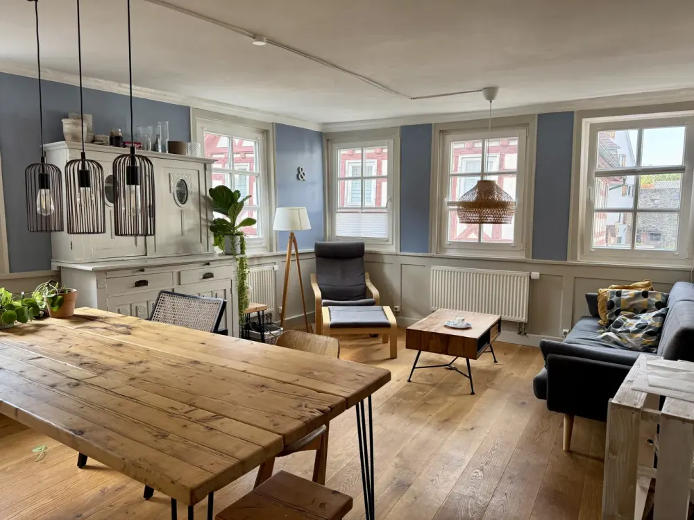 Helle 3-Zimmer-Wohnung im historischen Fachwerkhaus - mitten in der Altstadt