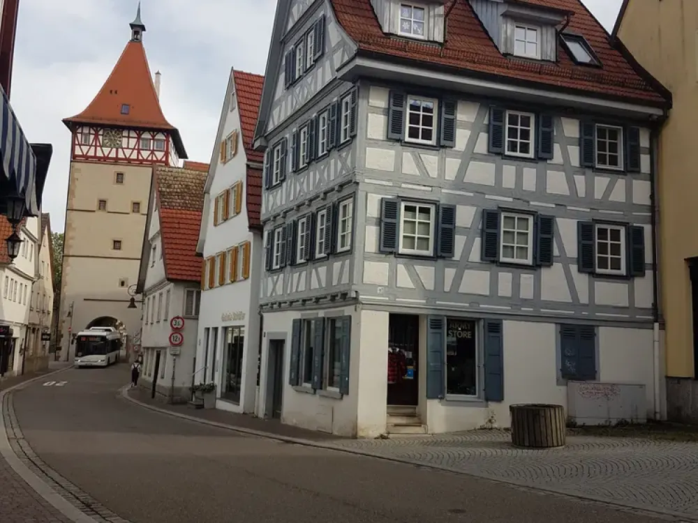 Helle 3-Zimmer-Wohnung im historischen Fachwerkhaus - mitten in der Altstadt