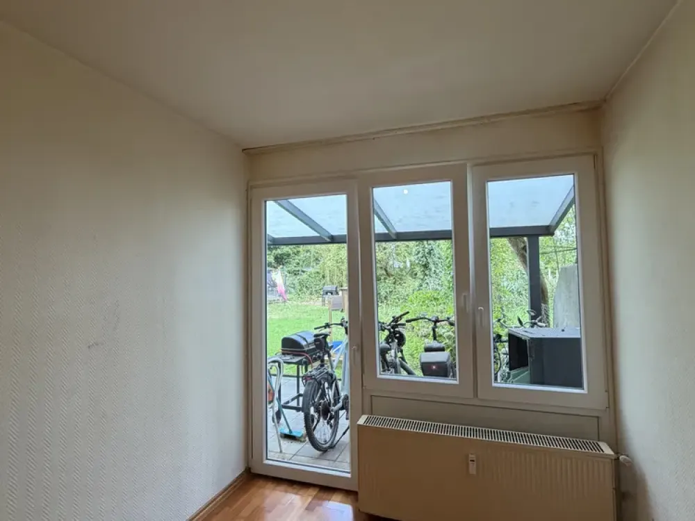 Wohnen mit Charakter: Einzimmerwohnung im historischen Altbau
