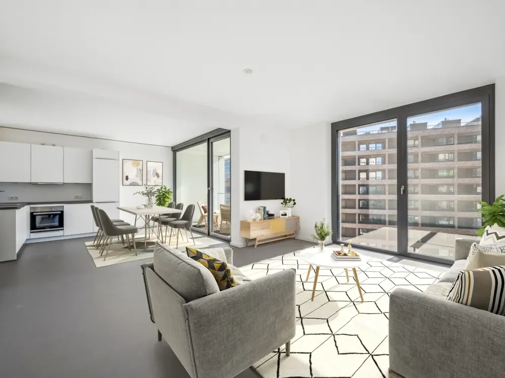 Live Central, Komfortables 3-Zimmer-Apartment mit Loggia und Balkon in den Colonnades