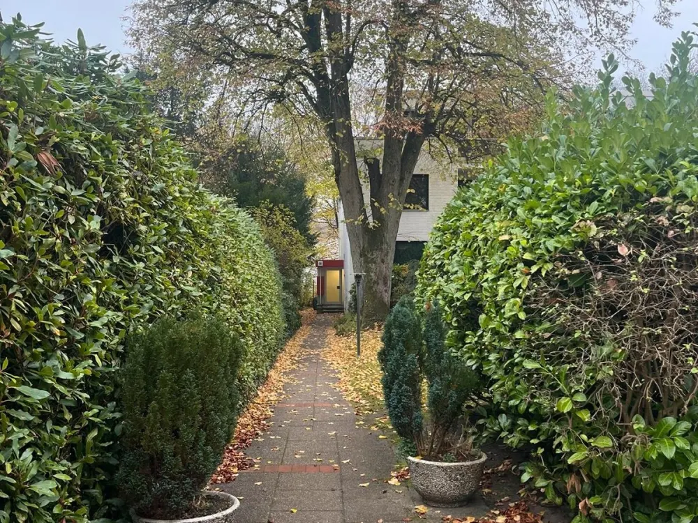 Möblierte Wohnung mit Balkon in ruhiger Lage in Hamburg-Rahlstedt