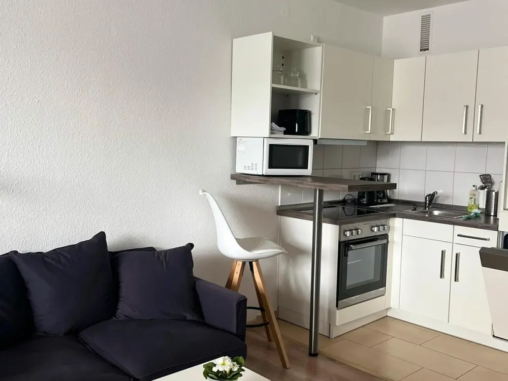 Möblierte Wohnung mit Balkon in ruhiger Lage in Hamburg-Rahlstedt
