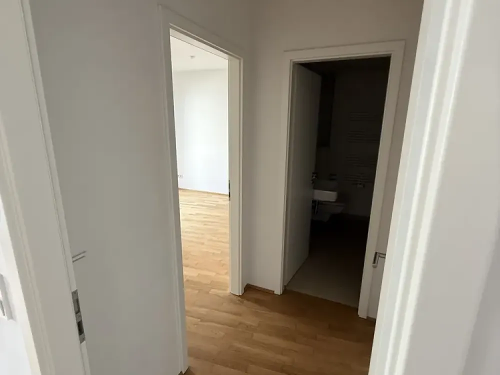 wunderschöne 2 Zimmer Wohnung mit Balkon