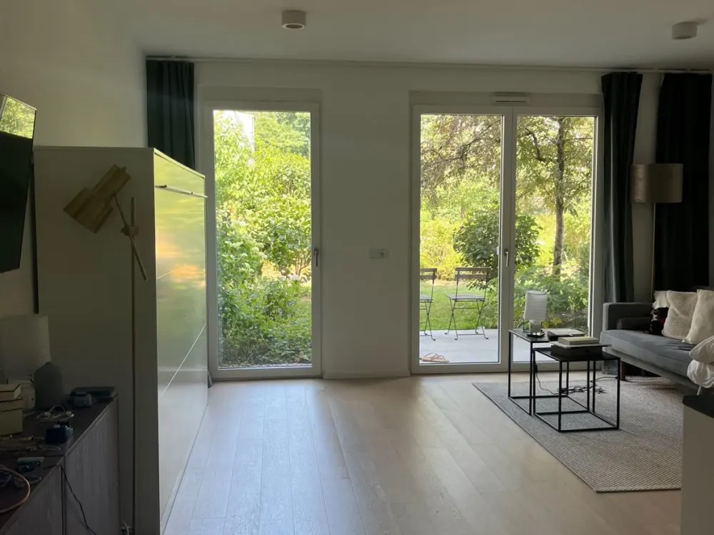 Vollmöblierte, helle 1-Zimmer-Wohnung mit Garten in Untergiesing