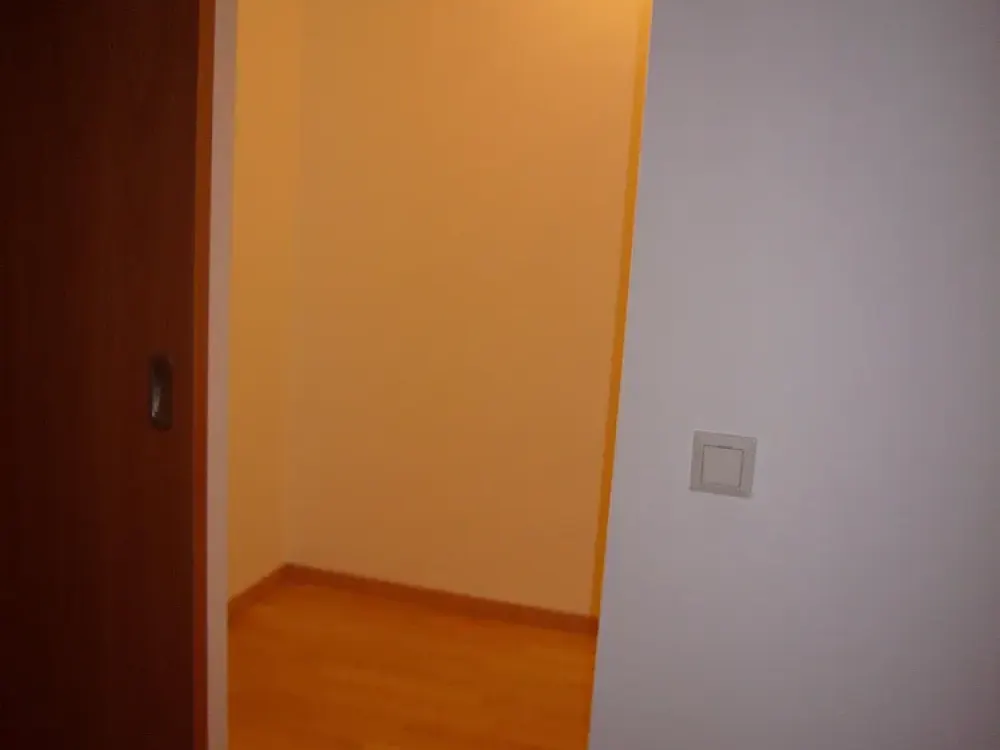 Attraktive Familienwohnung mit Wintergarten, EBK und, Kfz-Stellplatz
