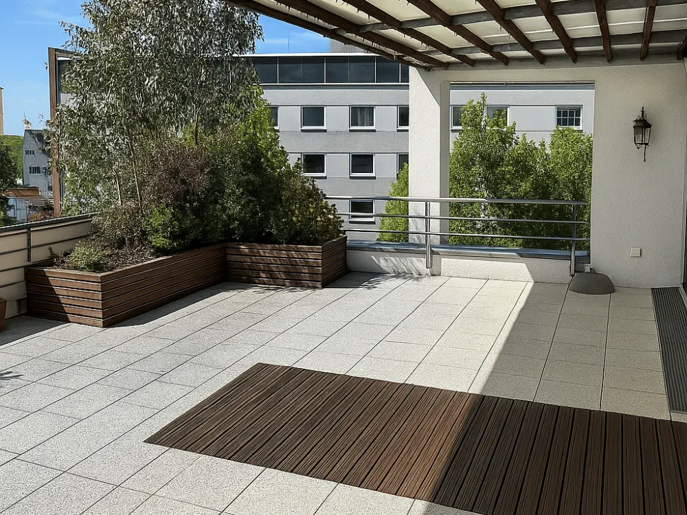 Großzügiges 221-m²-Penthouse in Düsseldorf-Lörick - 2 Dachterrassen, 2 TG-Stellplätze & Aufzug!