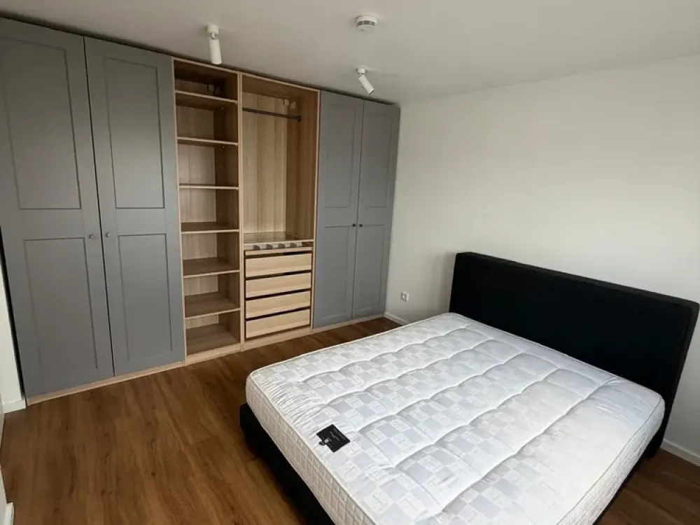Kernsanierte 3-Zimmer-Wohnung in Obersendling mit Balkon