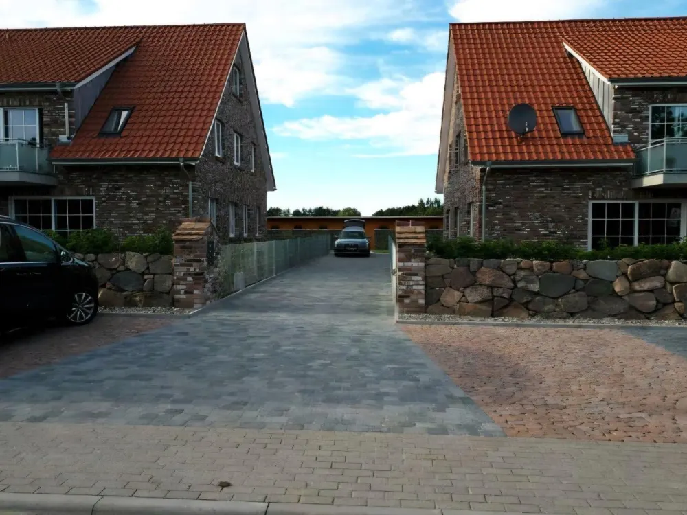 Beautiful Country House Apartment, 4 Rooms, Full Bath, Kitchen, Balcony, Garden