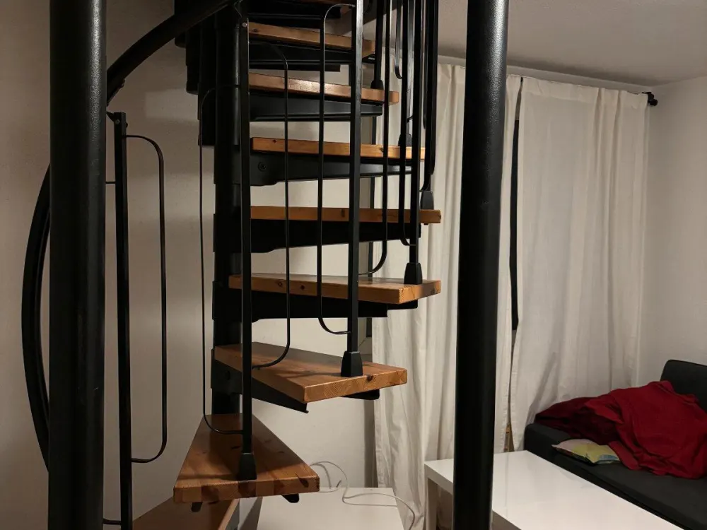 2-Zimmer Wohnung vollmöbliert in Düsseldorf- Heerdt