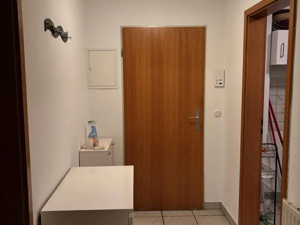2-Zimmer Wohnung vollmöbliert in Düsseldorf- Heerdt