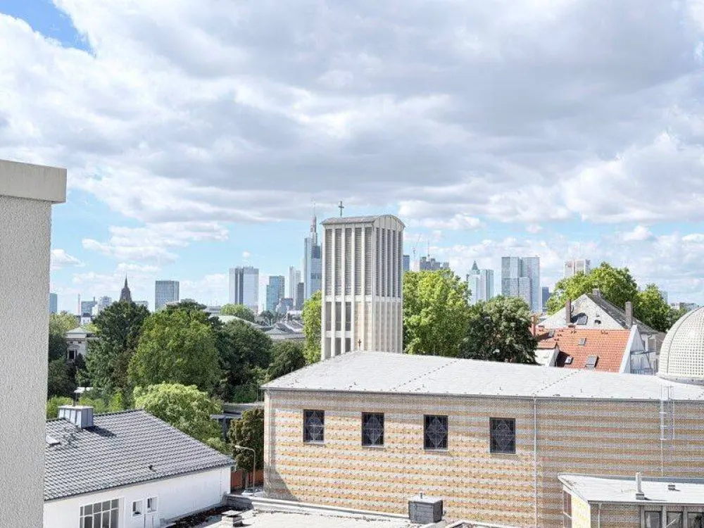 Helle 2-Zimmer-Wohnung mit großzügigem Eingangsbereich und Weitblick