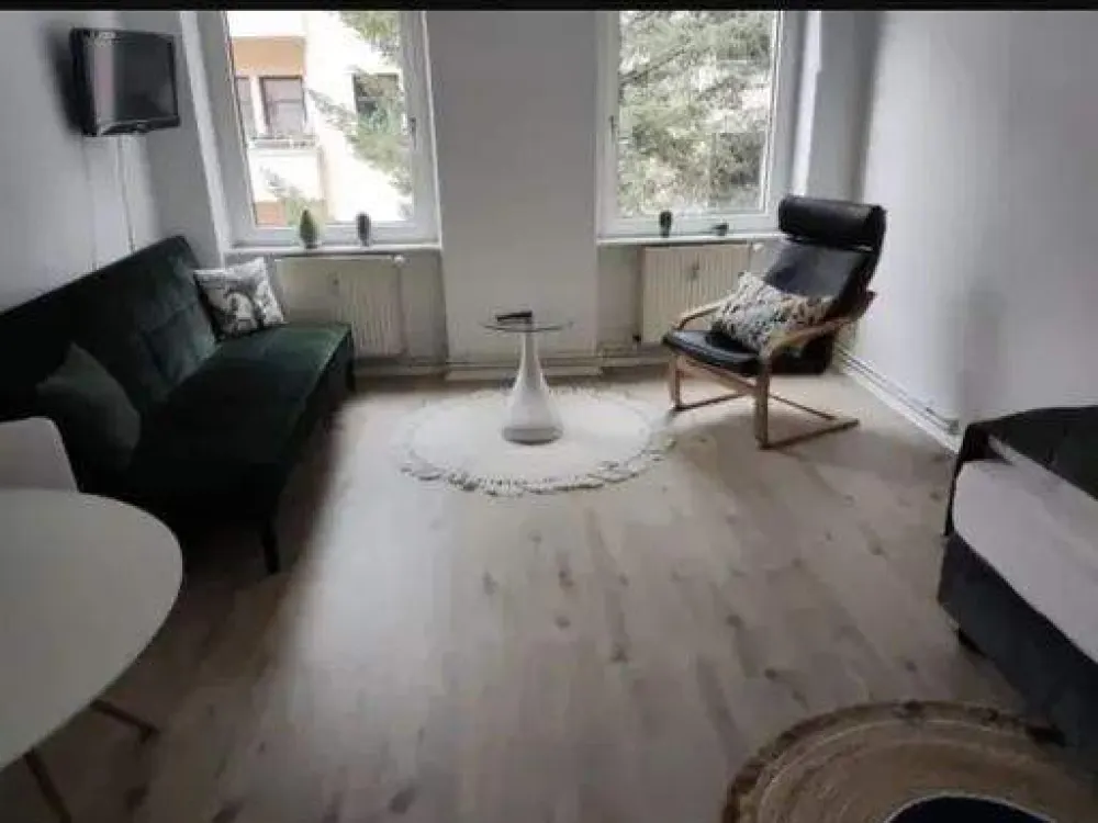 Studiowohnung Berlin Tegel 2OG möbliert