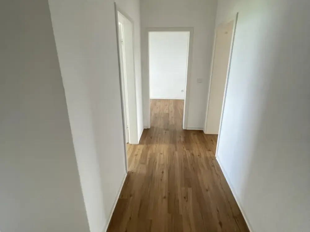 Schöne 3 Zimmer Wohnung mit Balkon und Weitblick