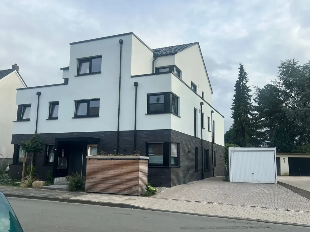 Wunderschöne helle Penthous-Wohnung auf größzügen 125 m² mit 40 m² Südterrasse