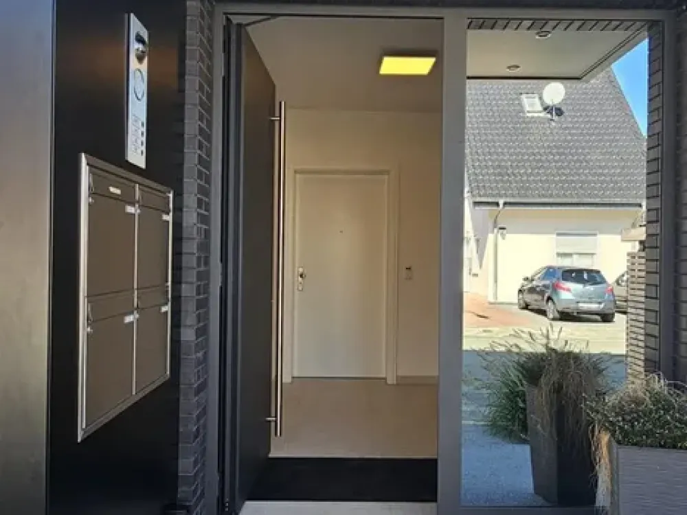 Wunderschöne helle Penthous-Wohnung auf größzügen 125 m² mit 40 m² Südterrasse