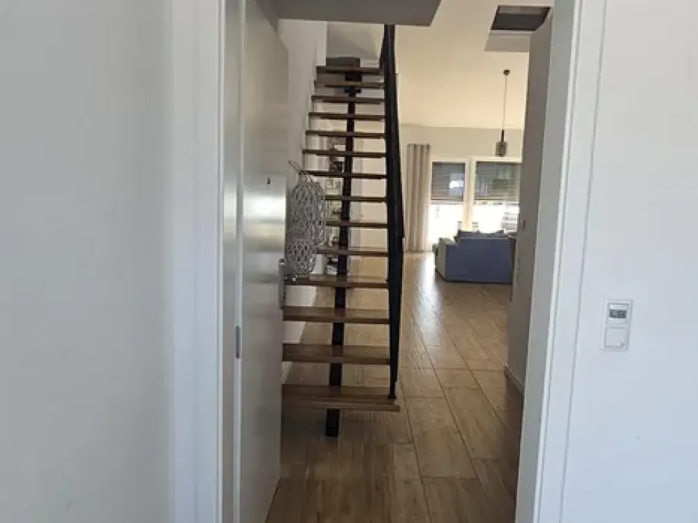 Wunderschöne helle Penthous-Wohnung auf größzügen 125 m² mit 40 m² Südterrasse