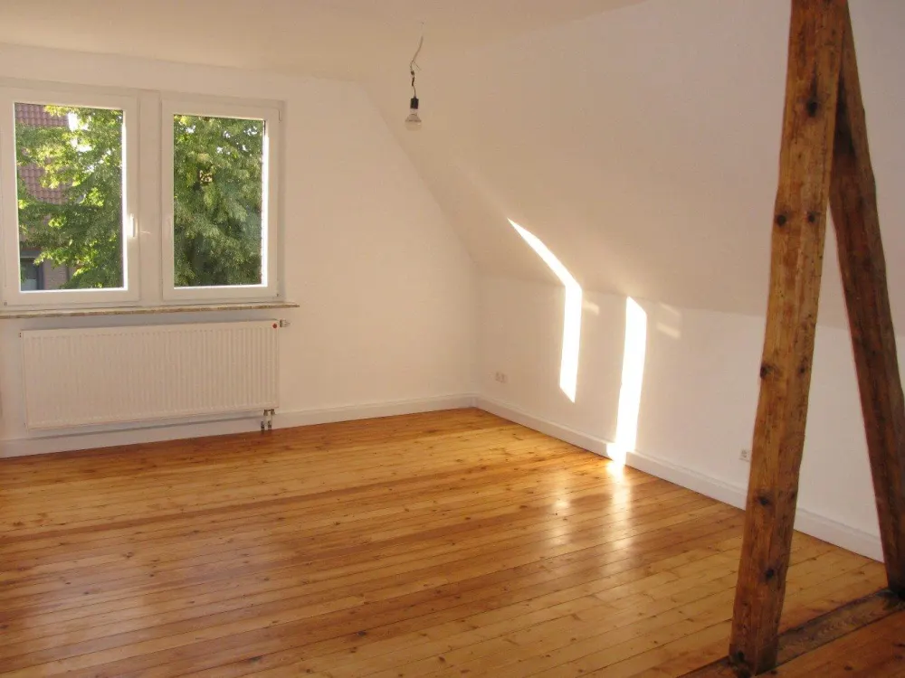 4,5 Zi-Maisonette Wohnung in Altlaatzen