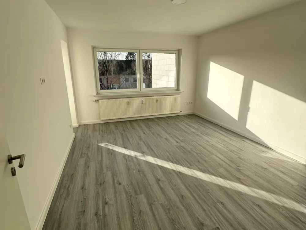 3 - Zimmer Wohnung mit Balkon in Top Lage von Langenhagen