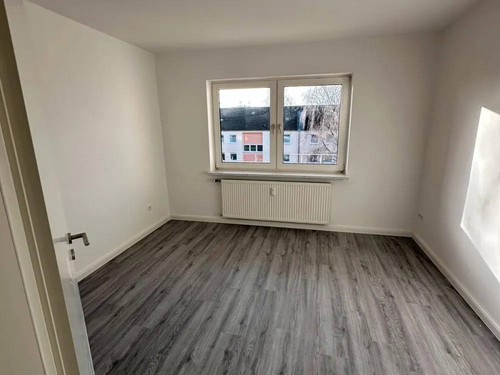 3 - Zimmer Wohnung mit Balkon in Top Lage von Langenhagen