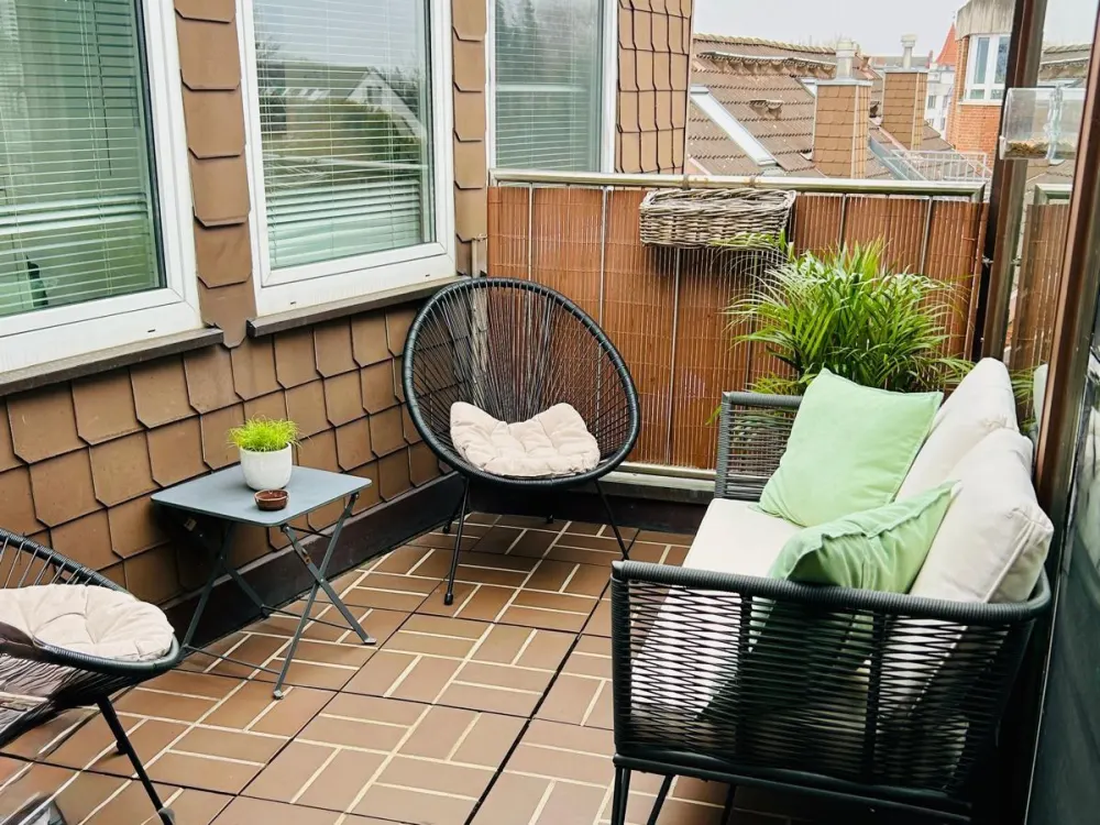 2-Zimmer-DG-Wohnung - 82qm mit Balkon - Alt-Langenhagen