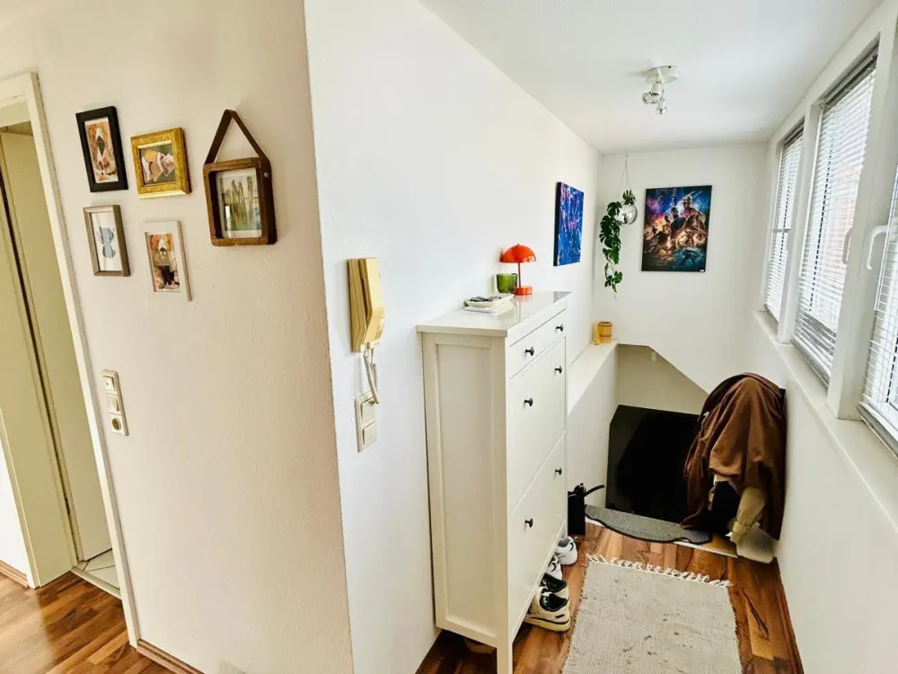 2-Zimmer-DG-Wohnung - 82qm mit Balkon - Alt-Langenhagen