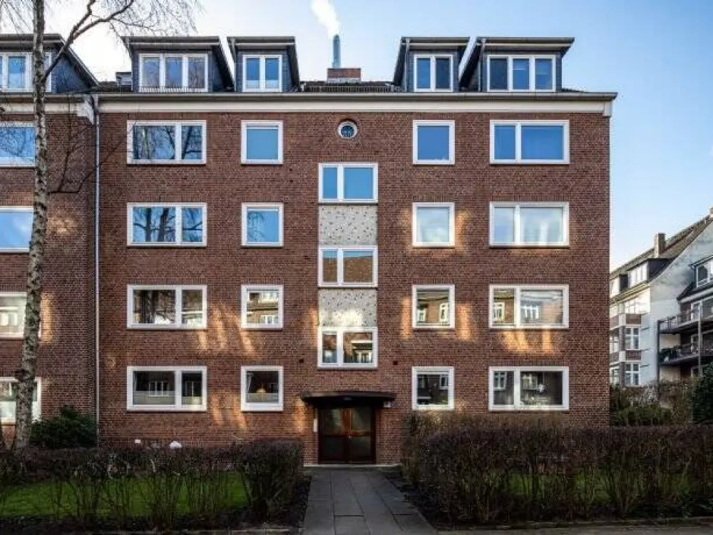 Möbliertes 4-Zimmer-Apartment mit großem Balkon zum Wohlfühlen in Hamburg Eppendorf - befristet