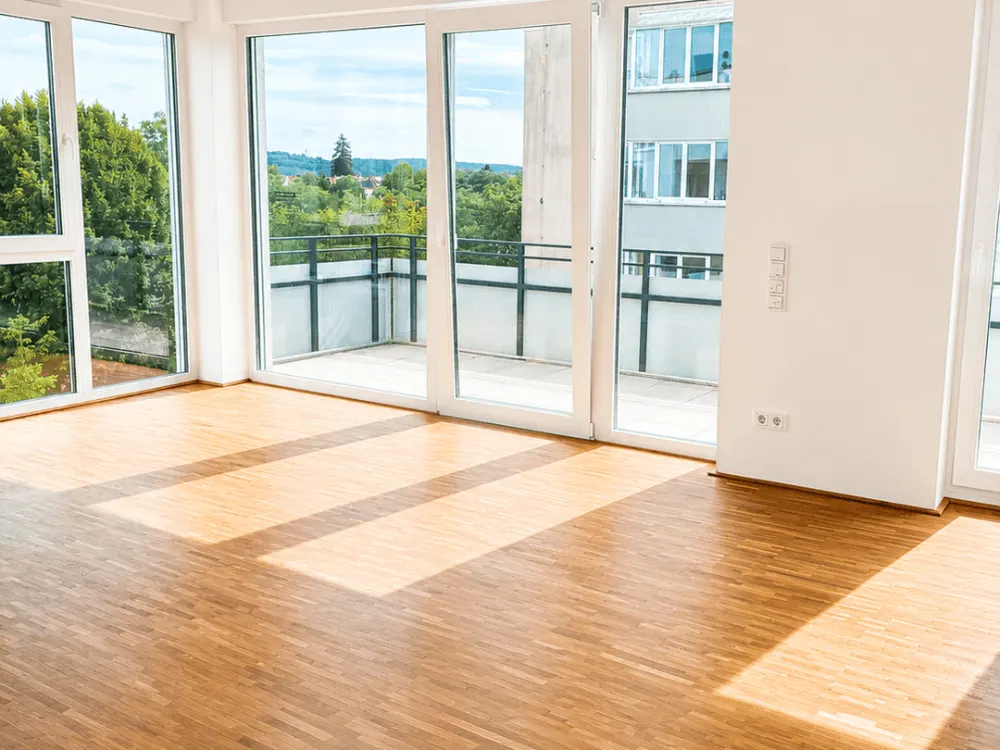 Attractive 3-Room Apartment with Balcony and Fitted Kitchen