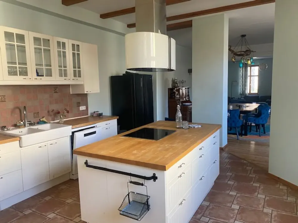 Exclusive living on 231 m² - old town house with 6 rooms in the historic centre of Teltow