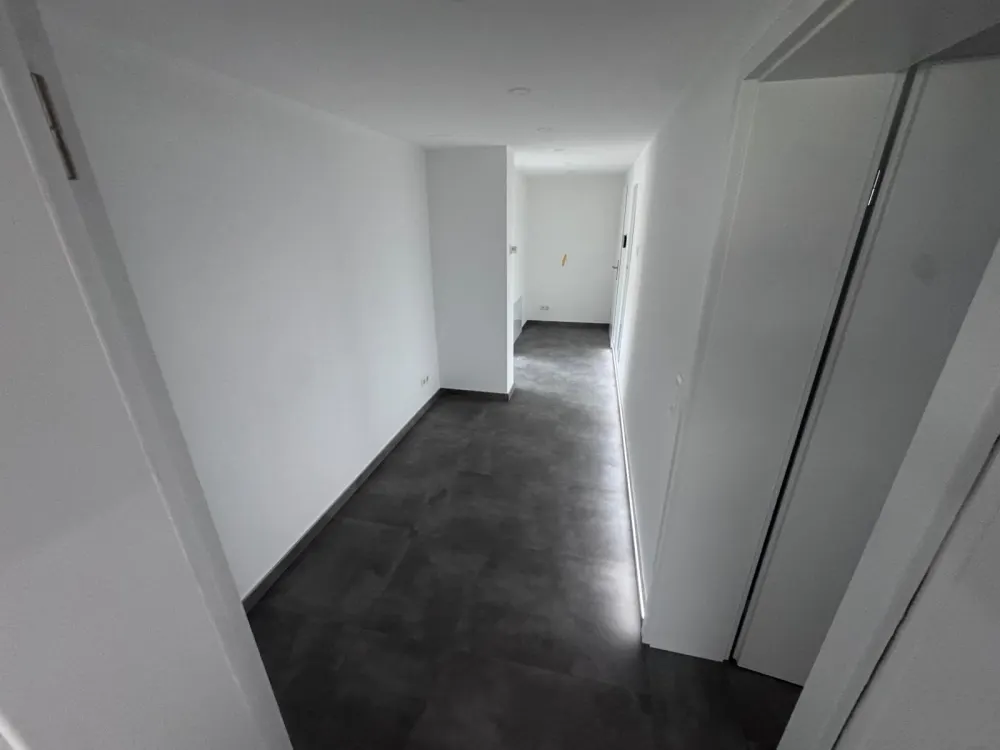 Kernsaniert Moderne 2,5-Zimmer-UG-Wohnung in Leonberg
