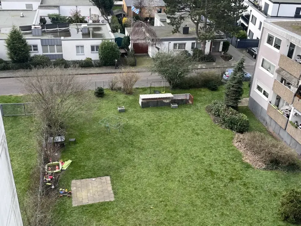 4 Zimmer Wohnung, 84 m² mit Balkon in Köln-Pesch mit Aufzug