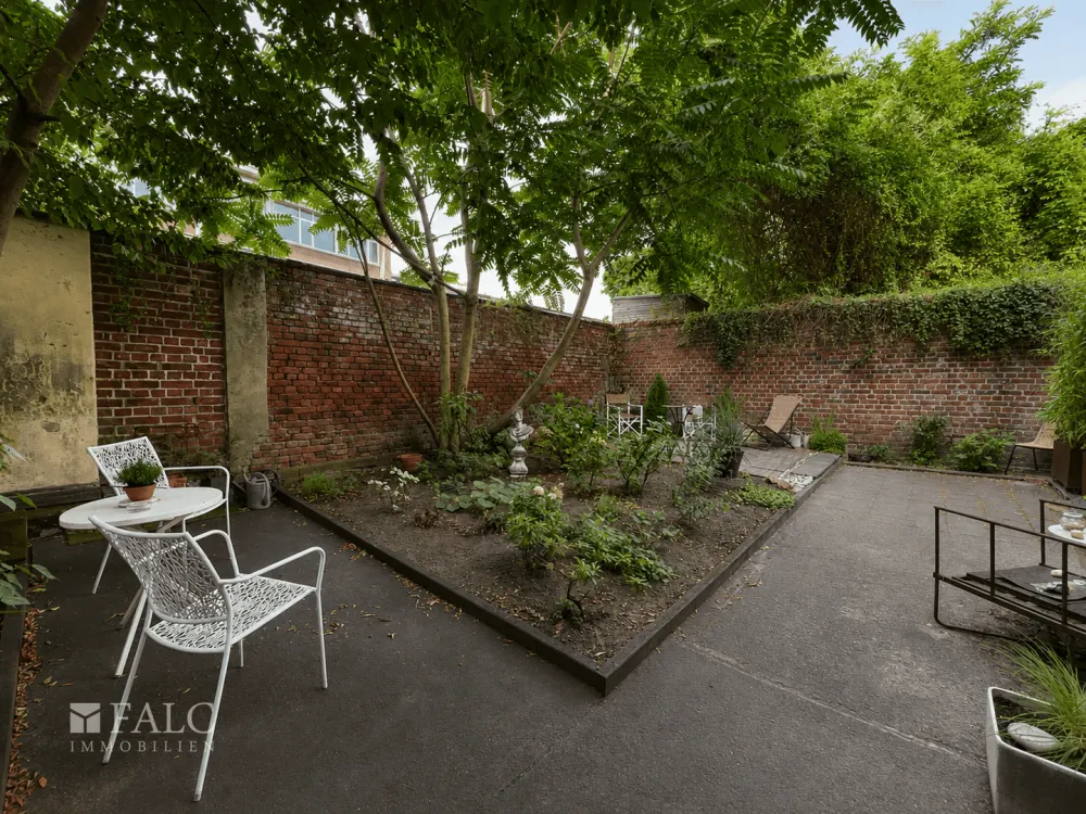 Großzügige 130 m² Erdgeschosswohnung in zentraler Lage von Düsseldorf-Pempelfort