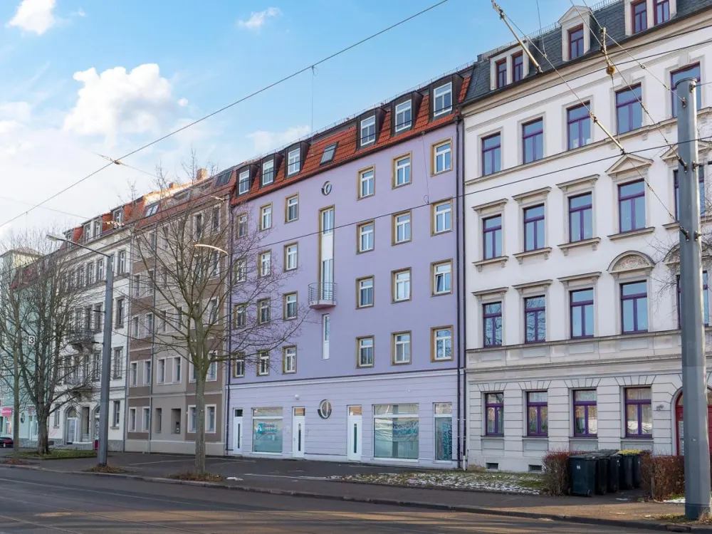 Geräumige 3-Zimmer-Whg. unweit des WorldTradeCenters. Neubau mit Aufzug, Balkon und Wanne.