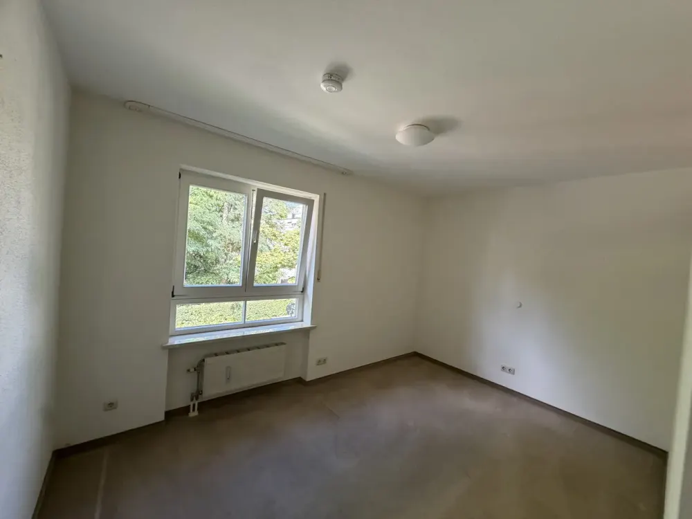 Wohnen im Grünen: 3-Zimmer-Wohnung in Harlaching