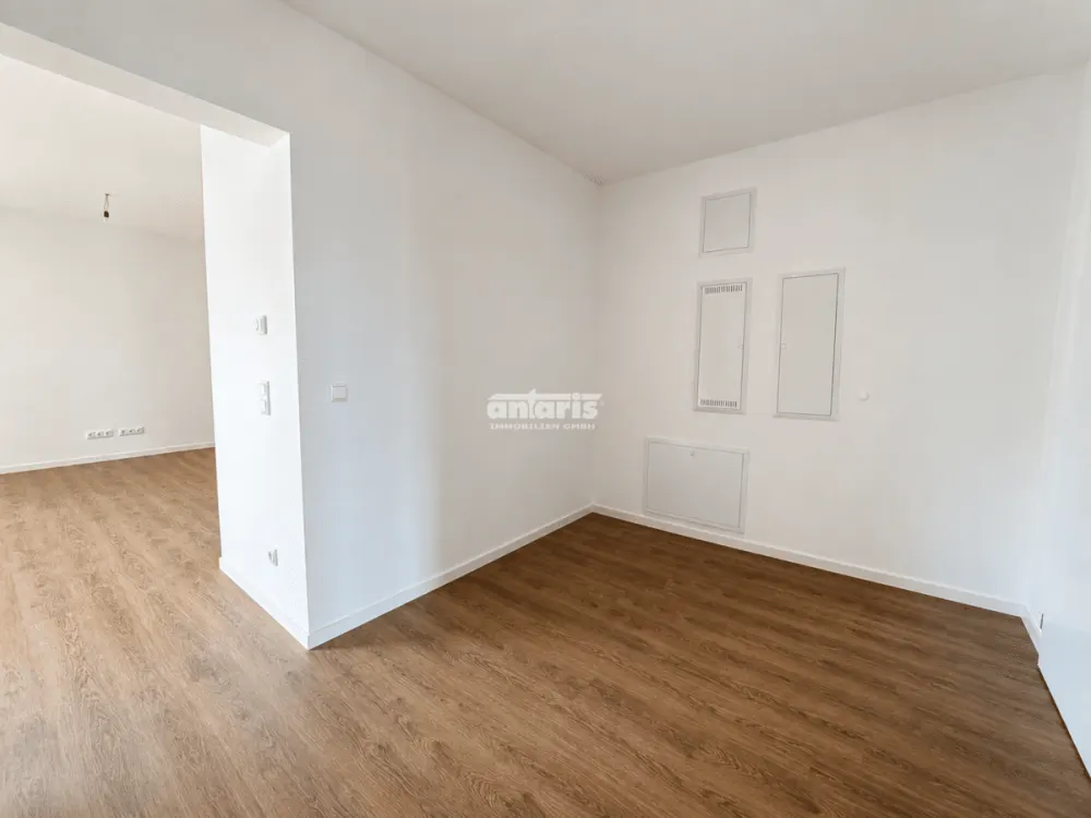 antaris Immobilien GmbH ** 3-Room Apartment at Steigereck - Spacious Living with Two Bathrooms **