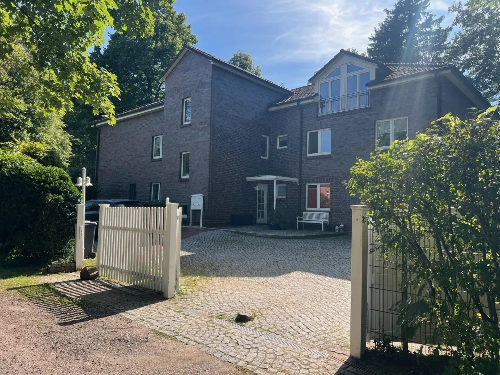 Helle 4-Zimmerwohnung mit Südbalkon