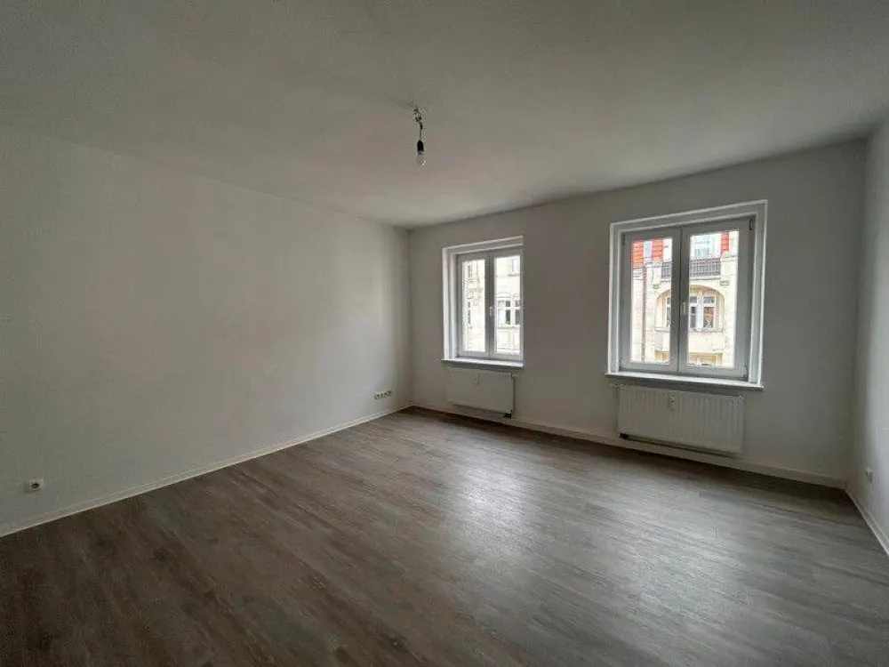 Spacious 2-room apartment - in the middle of Striesen